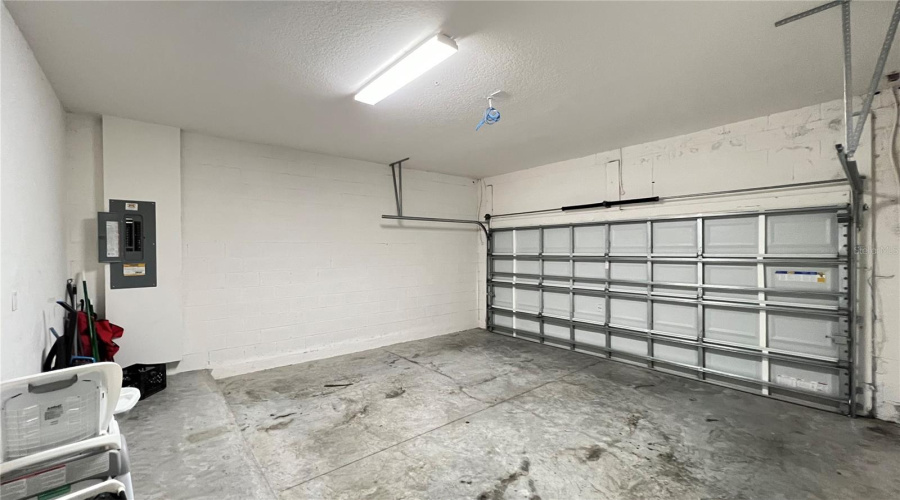 DAVENPORT, Florida 33837, 12 Bedrooms Bedrooms, ,11 BathroomsBathrooms,Residential,For Sale,BROAD OAK,0,MFRS5126292