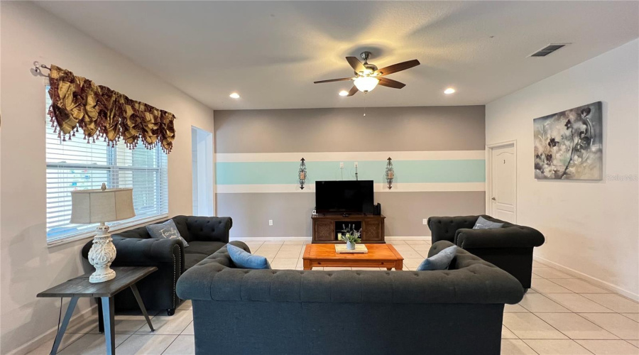 DAVENPORT, Florida 33837, 12 Bedrooms Bedrooms, ,11 BathroomsBathrooms,Residential,For Sale,BROAD OAK,0,MFRS5126292