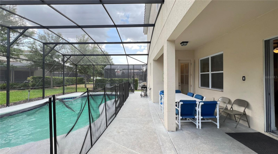 DAVENPORT, Florida 33837, 12 Bedrooms Bedrooms, ,11 BathroomsBathrooms,Residential,For Sale,BROAD OAK,0,MFRS5126292