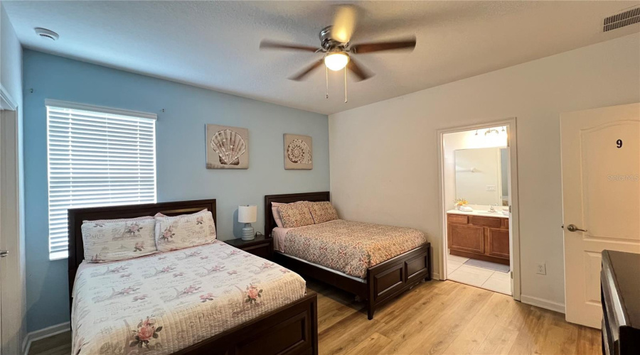 DAVENPORT, Florida 33837, 12 Bedrooms Bedrooms, ,11 BathroomsBathrooms,Residential,For Sale,BROAD OAK,0,MFRS5126292