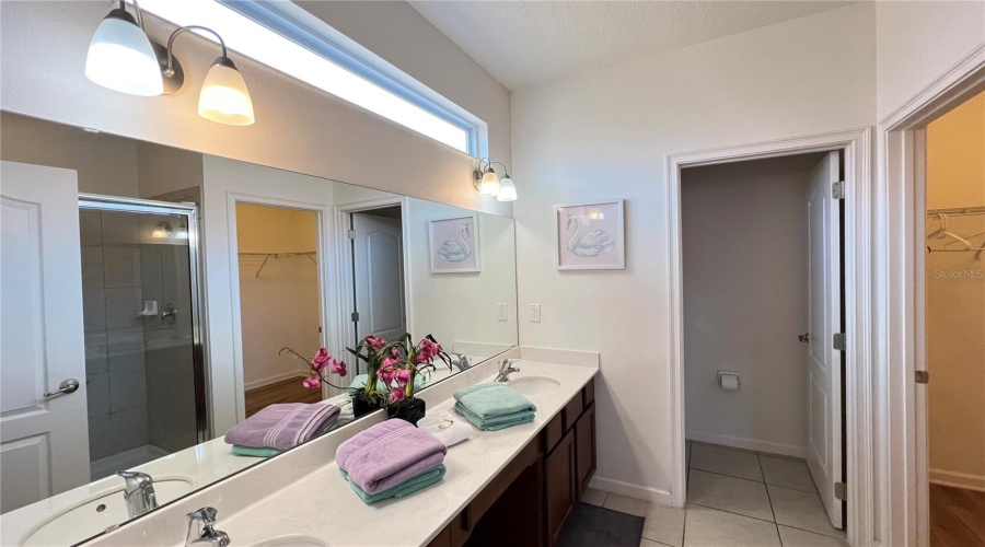 DAVENPORT, Florida 33837, 12 Bedrooms Bedrooms, ,11 BathroomsBathrooms,Residential,For Sale,BROAD OAK,0,MFRS5126292