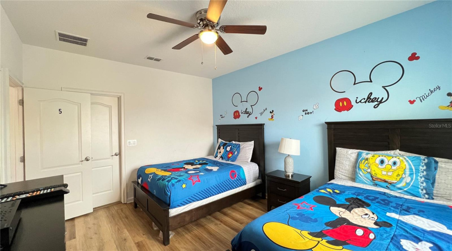 DAVENPORT, Florida 33837, 12 Bedrooms Bedrooms, ,11 BathroomsBathrooms,Residential,For Sale,BROAD OAK,0,MFRS5126292