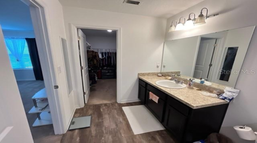Davenport, Florida 33837, 3 Bedrooms Bedrooms, ,2 Bathroomsbathrooms,Residential,For Sale,Grandin,Mfrl4952767