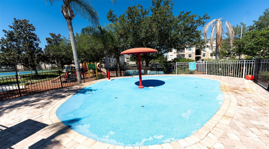 Kissimmee, Florida 34747, 3 Bedrooms Bedrooms, ,2 Bathroomsbathrooms,Residential,For Sale,Silver Palm,Mfro6307014