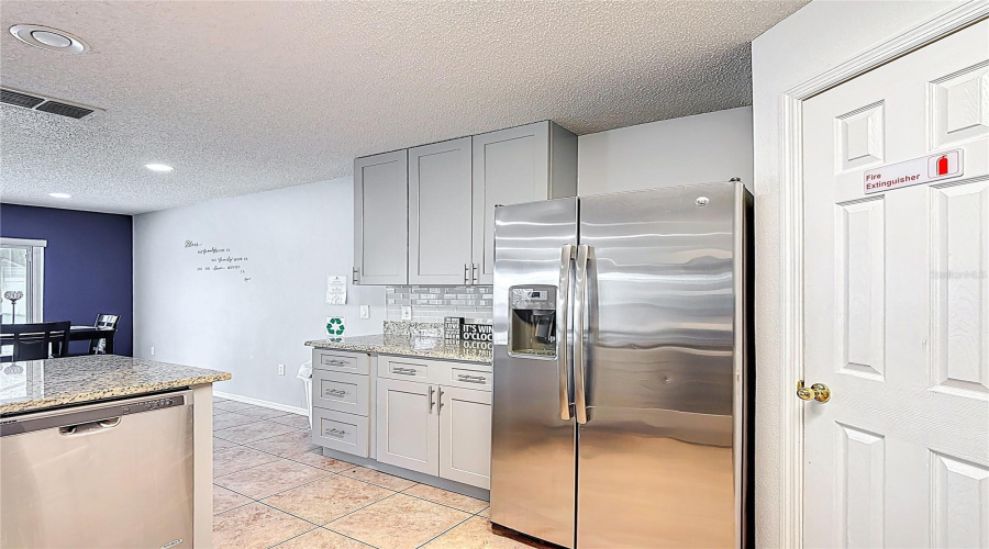 DAVENPORT, Florida 33897, 3 Bedrooms Bedrooms, ,2 BathroomsBathrooms,Residential,For Sale,RENA,MFRS5126400