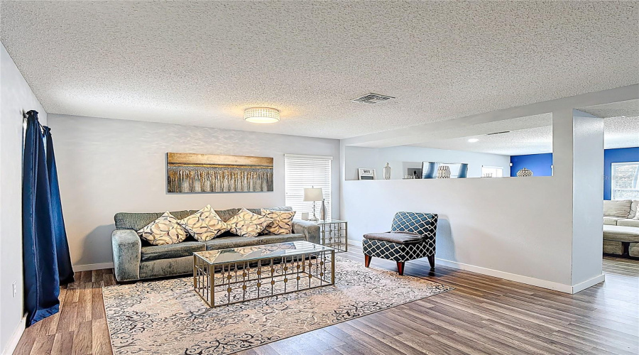 DAVENPORT, Florida 33897, 3 Bedrooms Bedrooms, ,2 BathroomsBathrooms,Residential,For Sale,RENA,MFRS5126400