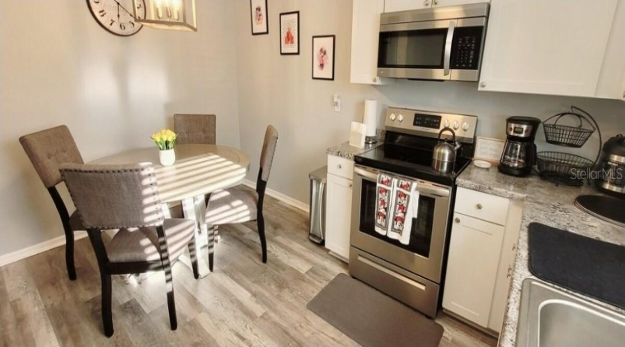 Kissimmee, Florida 34746, 3 Bedrooms Bedrooms, ,3 Bathroomsbathrooms,Residential,For Sale,Club Cortile,Mfrs5126500