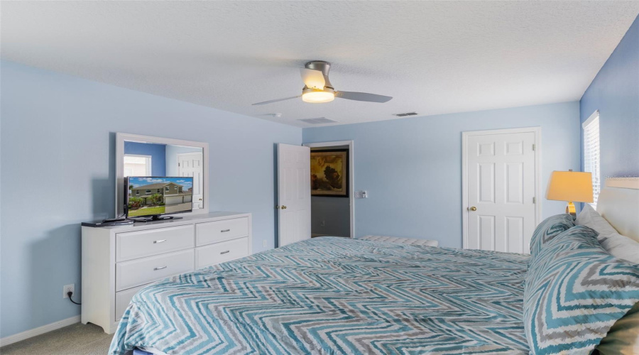 KISSIMMEE, Florida 34747, 7 Bedrooms Bedrooms, ,6 BathroomsBathrooms,Residential,For Sale,LA ISLA,0,MFRS5126510