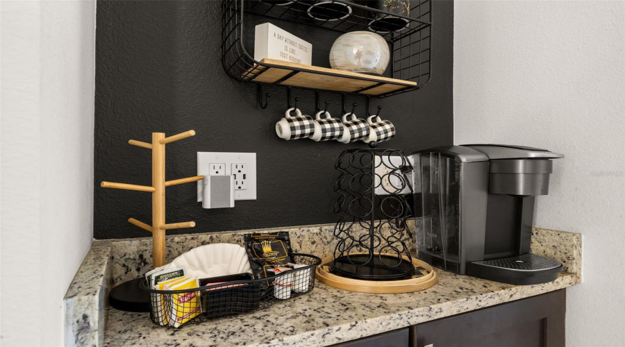 KISSIMMEE, Florida 34747, 8 Bedrooms Bedrooms, ,6 BathroomsBathrooms,Residential,For Sale,BURMA,0,MFRS5126559