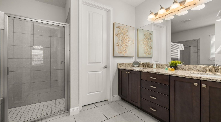 KISSIMMEE, Florida 34747, 8 Bedrooms Bedrooms, ,6 BathroomsBathrooms,Residential,For Sale,BURMA,0,MFRS5126559