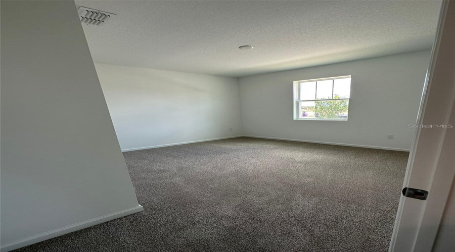 KISSIMMEE, Florida 34747, 4 Bedrooms Bedrooms, ,3 BathroomsBathrooms,Residential,For Sale,LAKESHORE BREEZE,0,MFRO6307440
