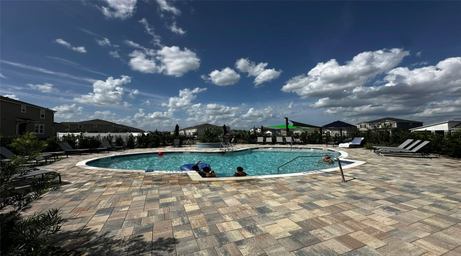 KISSIMMEE, Florida 34747, 4 Bedrooms Bedrooms, ,3 BathroomsBathrooms,Residential,For Sale,LAKESHORE BREEZE,0,MFRO6307440