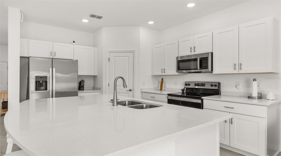 KISSIMMEE, Florida 34746, 3 Bedrooms Bedrooms, ,2 BathroomsBathrooms,Residential,For Sale,LANDING NET,0,MFRS5126546