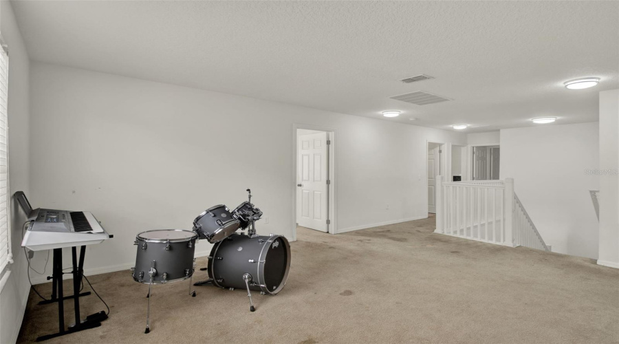 Davenport, Florida 33896, 5 Bedrooms Bedrooms, ,4 Bathroomsbathrooms,Residential,For Sale,Pine Ridge,Mfro6307100
