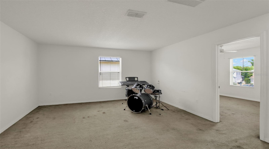 Davenport, Florida 33896, 5 Bedrooms Bedrooms, ,4 Bathroomsbathrooms,Residential,For Sale,Pine Ridge,Mfro6307100
