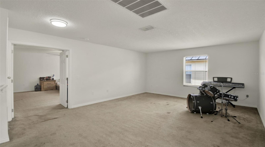 Davenport, Florida 33896, 5 Bedrooms Bedrooms, ,4 Bathroomsbathrooms,Residential,For Sale,Pine Ridge,Mfro6307100
