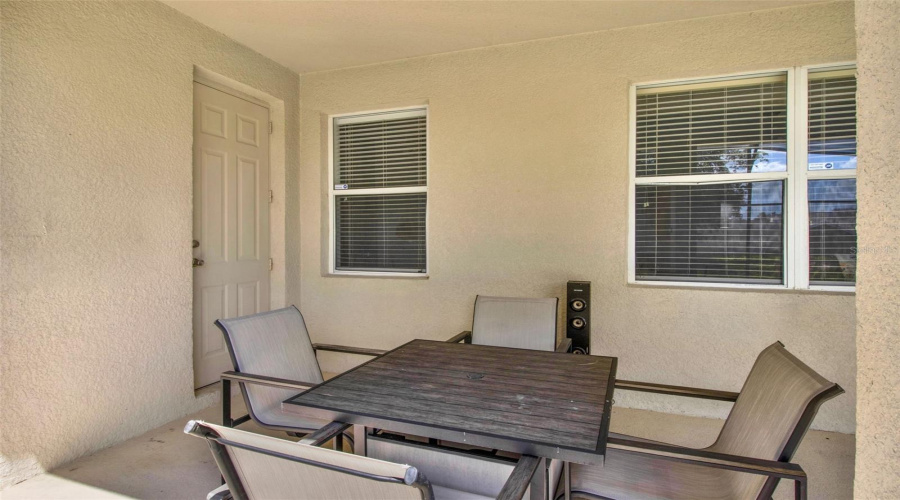 Davenport, Florida 33896, 5 Bedrooms Bedrooms, ,4 Bathroomsbathrooms,Residential,For Sale,Pine Ridge,Mfro6307100
