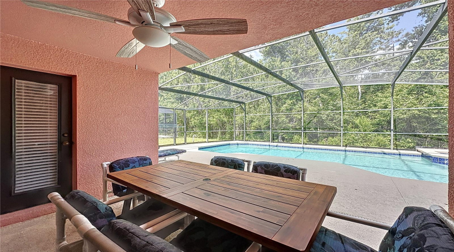 Davenport, Florida 33896, 5 Bedrooms Bedrooms, ,3 Bathroomsbathrooms,Residential,For Sale,Sandy Ridge,Mfrs5125253