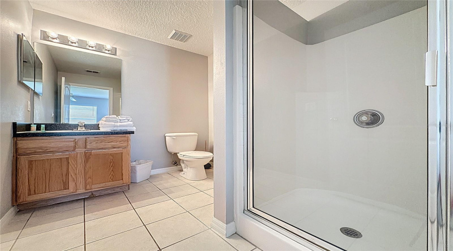 Davenport, Florida 33896, 5 Bedrooms Bedrooms, ,3 Bathroomsbathrooms,Residential,For Sale,Sandy Ridge,Mfrs5125253