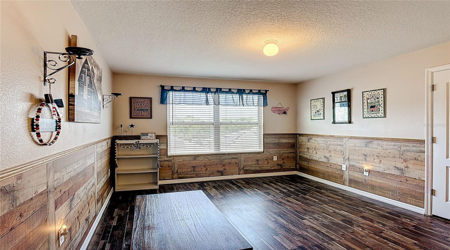 DAVENPORT, Florida 33897, 5 Bedrooms Bedrooms, ,3 BathroomsBathrooms,Residential,For Sale,LAZY WILLOW,0,MFRTB8383154