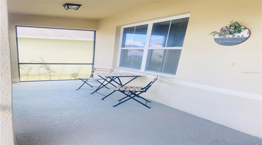 Davenport, Florida 33897, 5 Bedrooms Bedrooms, ,2 Bathroomsbathrooms,Residential,For Sale,Lazy Willow,Mfrtb8383154