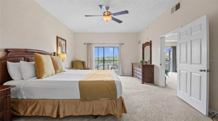 Kissimmee, Florida 34747, 3 Bedrooms Bedrooms, ,2 Bathroomsbathrooms,Residential,For Sale,Pirates Retreat,Mfrs5126514