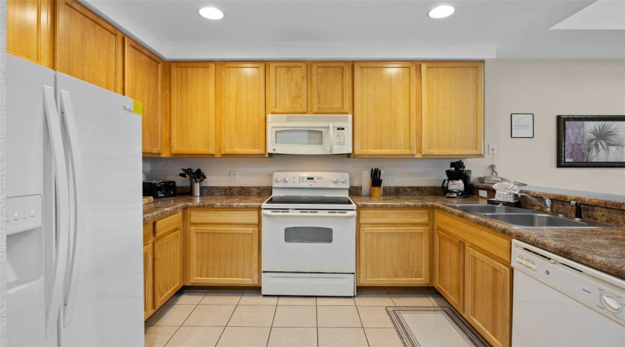 Kissimmee, Florida 34747, 3 Bedrooms Bedrooms, ,2 Bathroomsbathrooms,Residential,For Sale,Pirates Retreat,Mfrs5126514