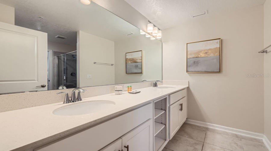 Kissimmee, Florida 34746, 2 Bedrooms Bedrooms, ,2 Bathroomsbathrooms,Residential,For Sale,Clock Tower,Mfro6307592