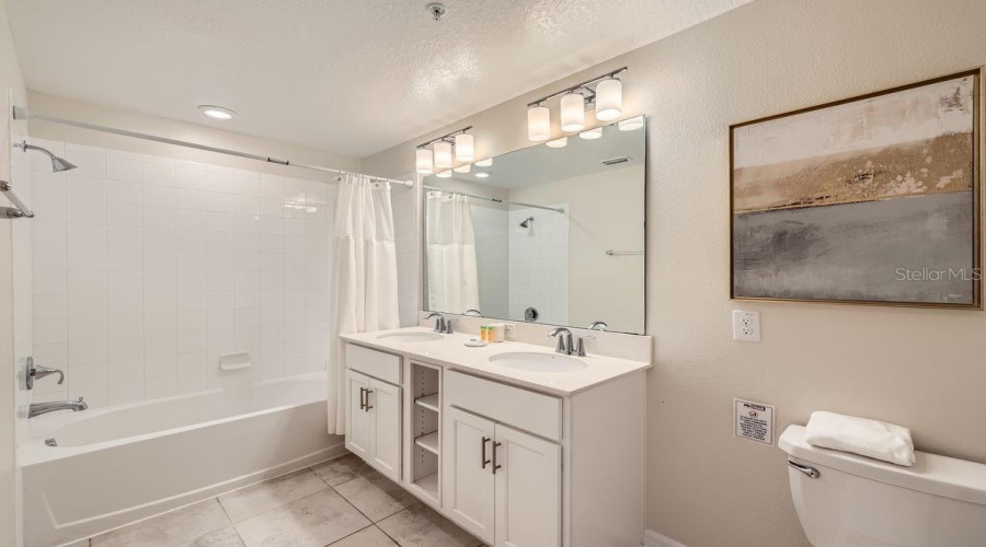 Kissimmee, Florida 34746, 2 Bedrooms Bedrooms, ,2 Bathroomsbathrooms,Residential,For Sale,Clock Tower,Mfro6307592