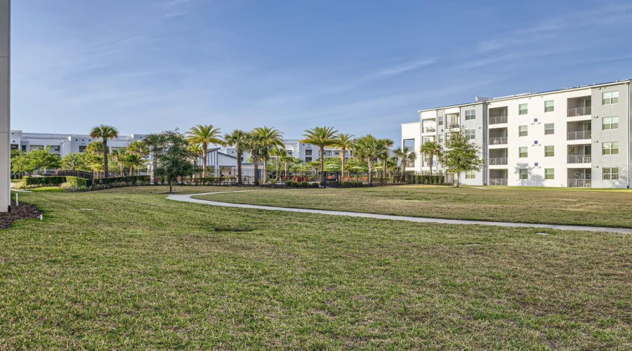 Kissimmee, Florida 34746, 2 Bedrooms Bedrooms, ,2 Bathroomsbathrooms,Residential,For Sale,Clock Tower,Mfro6305521