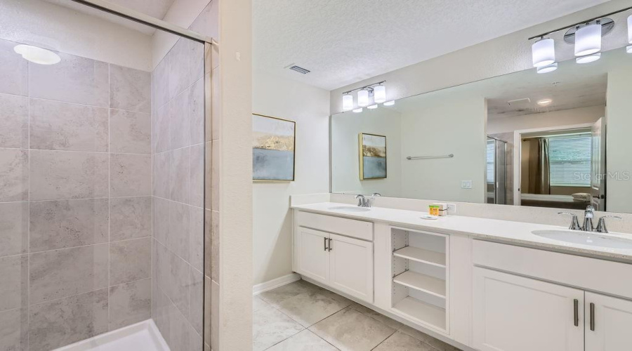 Kissimmee, Florida 34746, 2 Bedrooms Bedrooms, ,2 Bathroomsbathrooms,Residential,For Sale,Clock Tower,Mfro6305521
