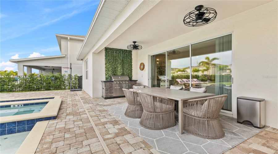 Kissimmee, Florida 34747, 5 Bedrooms Bedrooms, ,5 Bathroomsbathrooms,Residential,For Sale,Auburn,Mfro6306800