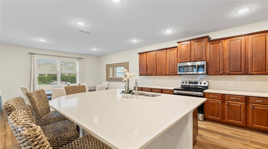 Kissimmee, Florida 34747, 5 Bedrooms Bedrooms, ,5 Bathroomsbathrooms,Residential,For Sale,Auburn,Mfro6306800