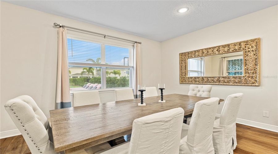 Kissimmee, Florida 34747, 5 Bedrooms Bedrooms, ,5 Bathroomsbathrooms,Residential,For Sale,Auburn,Mfro6306800