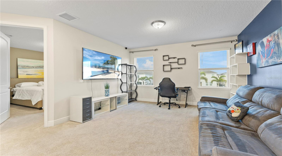 Kissimmee, Florida 34747, 5 Bedrooms Bedrooms, ,5 Bathroomsbathrooms,Residential,For Sale,Auburn,Mfro6306800