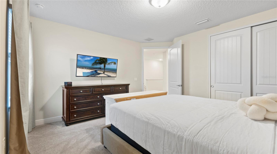 Kissimmee, Florida 34747, 5 Bedrooms Bedrooms, ,5 Bathroomsbathrooms,Residential,For Sale,Auburn,Mfro6306800