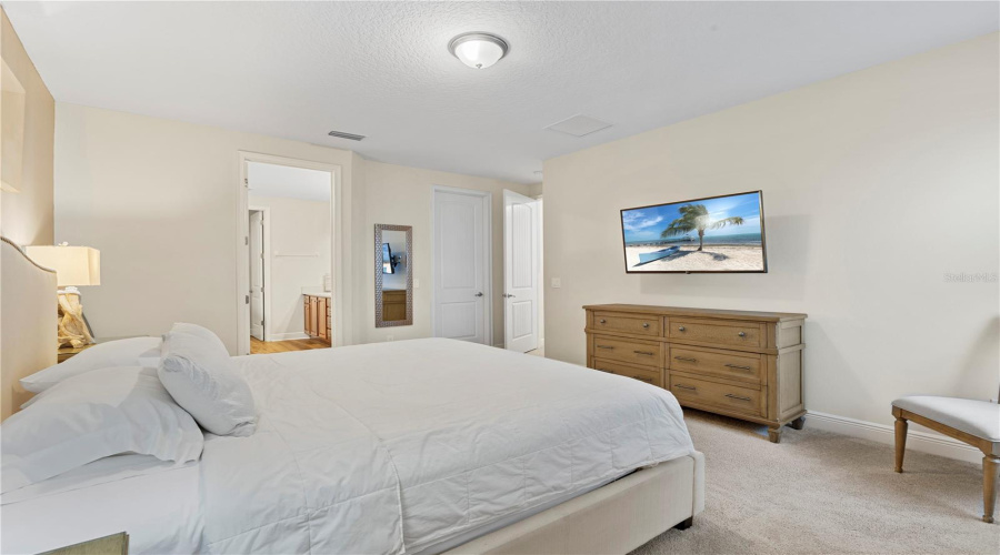 Kissimmee, Florida 34747, 5 Bedrooms Bedrooms, ,5 Bathroomsbathrooms,Residential,For Sale,Auburn,Mfro6306800