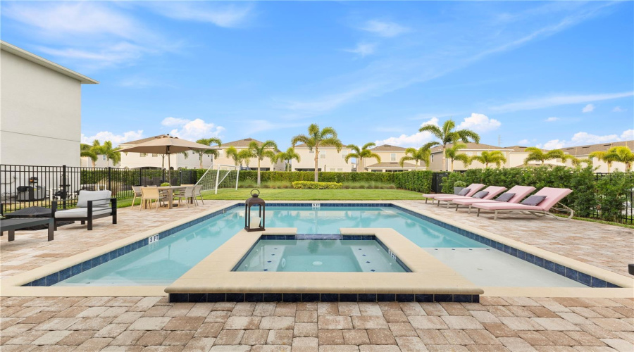 Kissimmee, Florida 34747, 5 Bedrooms Bedrooms, ,5 Bathroomsbathrooms,Residential,For Sale,Auburn,Mfro6306800