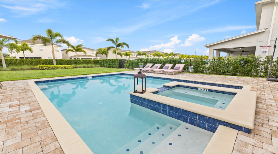 Kissimmee, Florida 34747, 5 Bedrooms Bedrooms, ,5 Bathroomsbathrooms,Residential,For Sale,Auburn,Mfro6306800