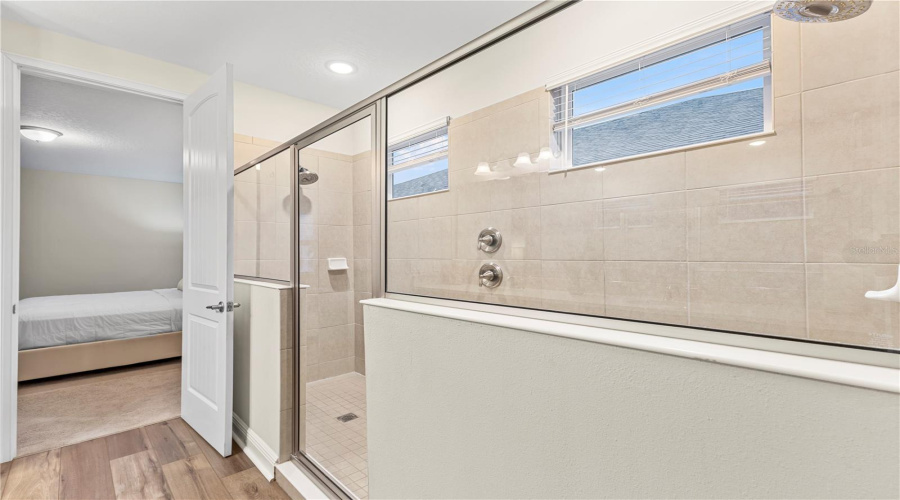 Kissimmee, Florida 34747, 5 Bedrooms Bedrooms, ,5 Bathroomsbathrooms,Residential,For Sale,Auburn,Mfro6306800
