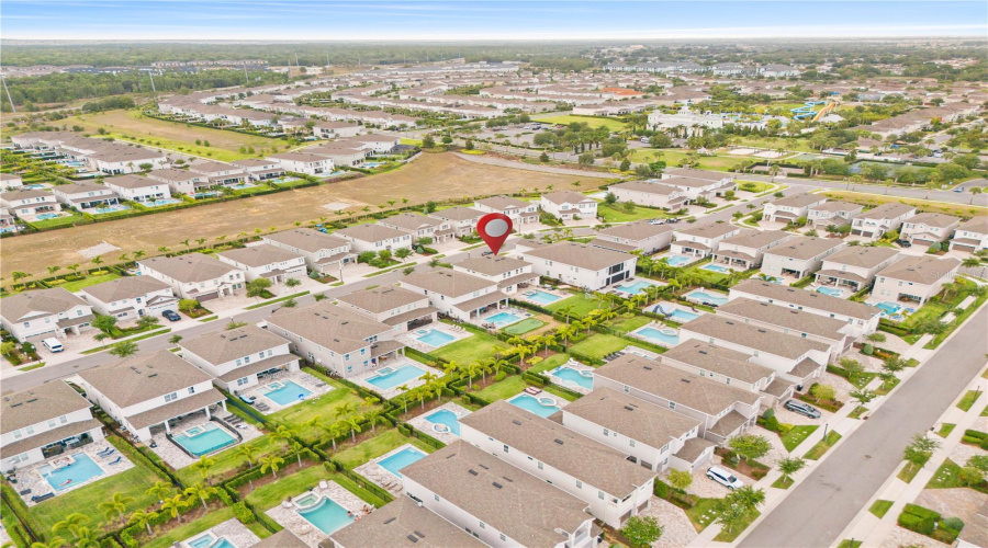 Kissimmee, Florida 34747, 5 Bedrooms Bedrooms, ,5 Bathroomsbathrooms,Residential,For Sale,Auburn,Mfro6306800
