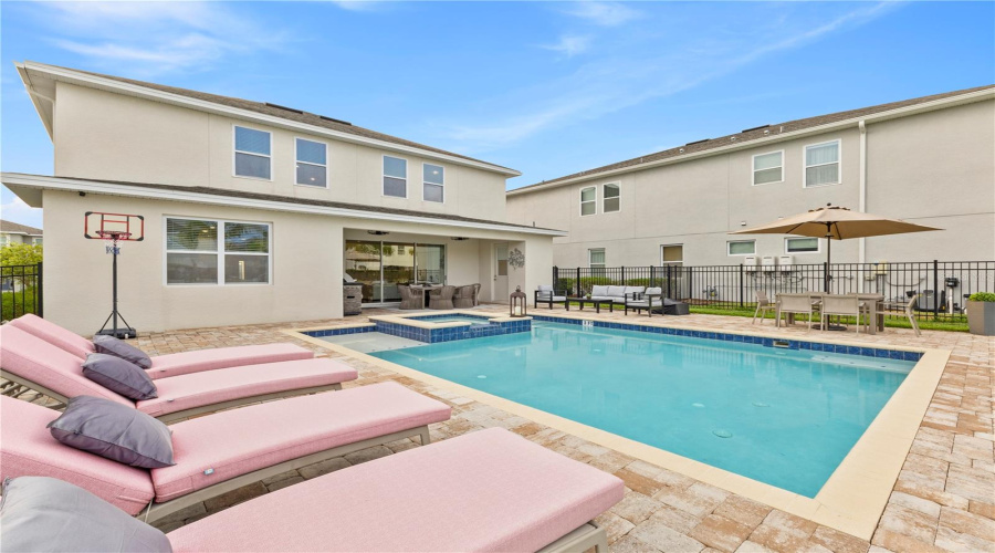 Kissimmee, Florida 34747, 5 Bedrooms Bedrooms, ,5 Bathroomsbathrooms,Residential,For Sale,Auburn,Mfro6306800