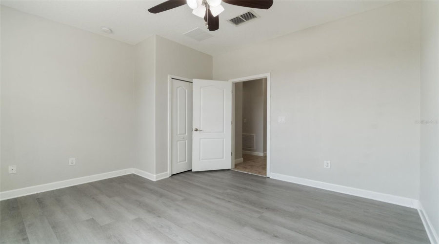 Davenport, Florida 33837, 4 Bedrooms Bedrooms, ,3 Bathroomsbathrooms,Residential,For Sale,Cortland,Mfrs5126618