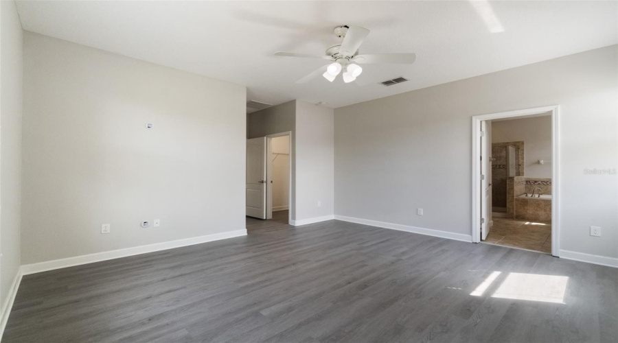 Davenport, Florida 33837, 4 Bedrooms Bedrooms, ,3 Bathroomsbathrooms,Residential,For Sale,Cortland,Mfrs5126618