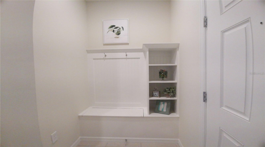 DAVENPORT, Florida 33897, 5 Bedrooms Bedrooms, ,4 BathroomsBathrooms,Residential,For Sale,JETTY WAY,0,MFRO6305736