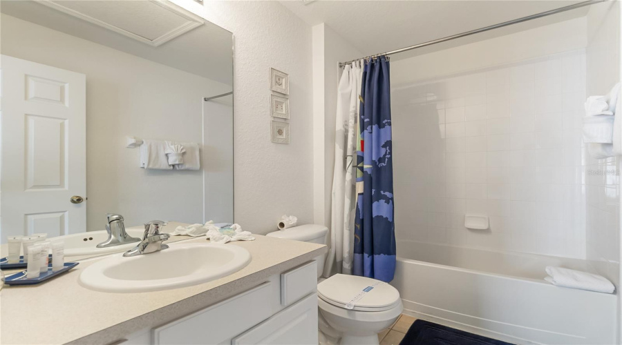 Kissimmee, Florida 34747, 3 Bedrooms Bedrooms, ,3 Bathroomsbathrooms,Residential,For Sale,Fitzclarence,Mfro6306447