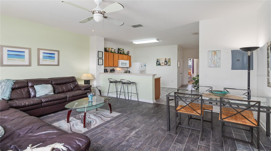 Kissimmee, Florida 34747, 3 Bedrooms Bedrooms, ,3 Bathroomsbathrooms,Residential,For Sale,Fitzclarence,Mfro6306447