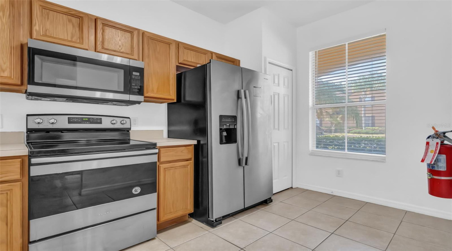 Davenport, Florida 33897, 4 Bedrooms Bedrooms, ,3 Bathroomsbathrooms,Residential,For Sale,Calabria,Mfro6307582
