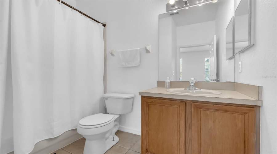 Davenport, Florida 33897, 4 Bedrooms Bedrooms, ,3 Bathroomsbathrooms,Residential,For Sale,Calabria,Mfro6307582