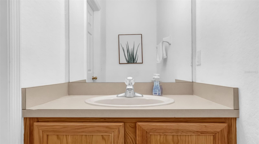 Davenport, Florida 33897, 4 Bedrooms Bedrooms, ,3 Bathroomsbathrooms,Residential,For Sale,Calabria,Mfro6307582
